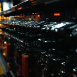 מחקר חדש מציג כי איסור טלפונים מתחת לגיל 16 ללא פיקוח הורי ולא הגבלות מחזק את הדור הצעיר ומגן על עתידו.